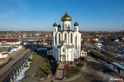 В большинстве регионов церкви не стали закрывать для прихожан на Пасху — РБК