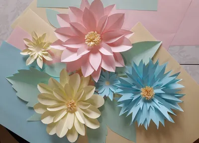 Объемные цветы из бумаги своими руками: шаблоны объемных и необычных идей