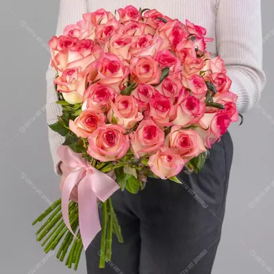 Белые розы в корзине купить по цене 34480 рублей в Хабаровске — интернет  магазин Shop Flower.