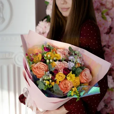 Букет цветов Белладжио купить за 4 350 руб. с круглосуточной доставкой по  Москве | Мосцветторгком