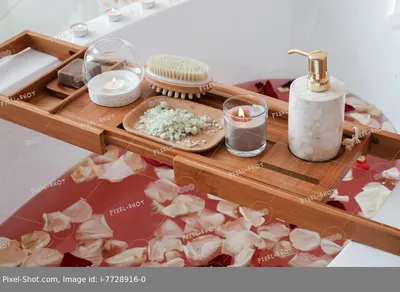 Ванна с лепестками роз | Фото ремонтов квартир - дизайн интерьера