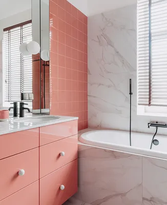 Зеркала в интерьере ванной: советы и 30 фото примеров