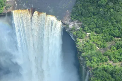 Водопад Кайетур (Kaieteur Falls)