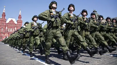 Дети войны\". Минобороны показало снимки детей и украинских военных.  Фотогалерея