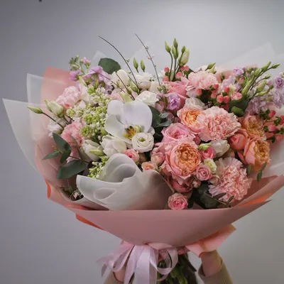 Пион-букет: нежный букет цветов за 12590 по цене 12018 ₽ - купить в  RoseMarkt с доставкой по Санкт-Петербургу