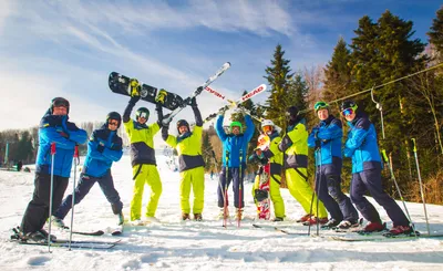 Обучение детей на горных лыжах | Газпром Поляна