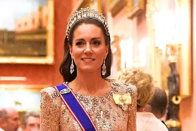 Кейт Миддлтон поделилась свежим фото принца Джорджа в честь его дня  рождения - Звезды - WomanHit.ru