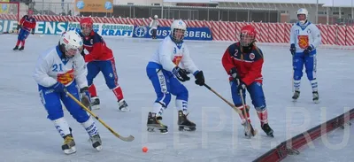 Сборная по хоккею с мячом принесла России сотую медаль на Универсиаде -  Российская газета
