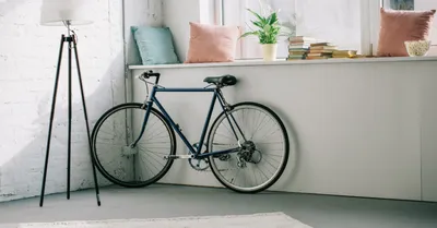 Хранение велосипеда: Где хранить велосипед в маленькой квартире | Houzz  Россия