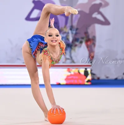 Rhythmic gymnastics Children Mironenkova Tanya - YouTube
