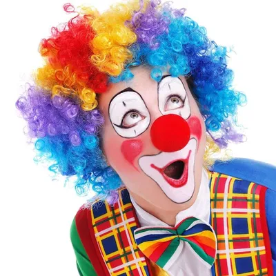 Изображение клоуна клепа в атмосфере цирка