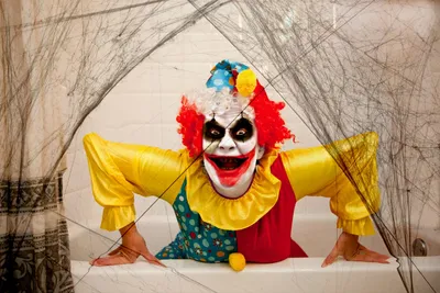 Скачать клоуна на хэллоуин: фото в формате PNG