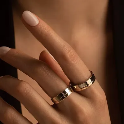 Классические свадебные кольца с бриллиантами на заказ из белого и желтого  золота, серебра, платины или своего металла