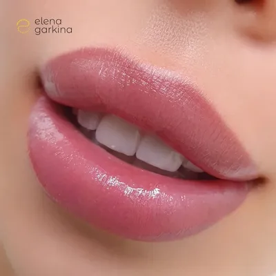 Корочки после татуажа губ: детальное изображение