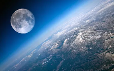 Фото Луна в космосе
