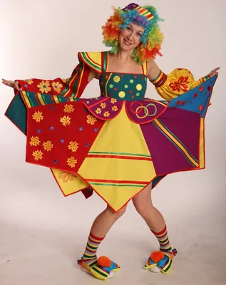 Фотография костюма клоуна: яркий образ для выступления на улице