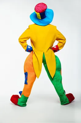 Фотография костюма клоуна: красочный образ для детского дня рождения