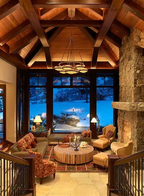 Дом в горах Канады с роскошным панорамным видом