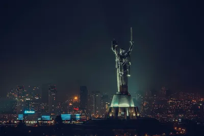 Куда пойти в Киеве вечером? ᐈ Лучшие места вечернего Киева | «7 Небо»