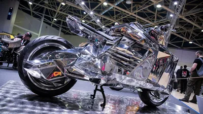 Коллекционные модели, дикие кастомы и просто красивые мотоциклы первой  мотовыставки 2022 года: фотопост - читайте в разделе Подборки в Журнале  Авто.ру