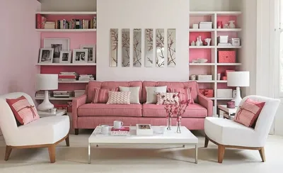 Модная двухкомнатная квартира-студия в розовом цвете | 20 фото
