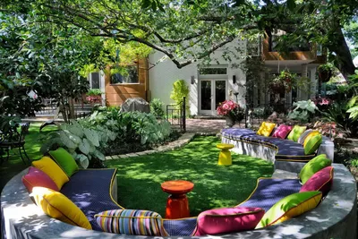 Ландшафтный дизайн на даче: дорожки, освещение и зона отдыха | Школа  садовода | Дзен