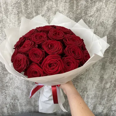 Купить красные розы в Москве, огромный выбор букетов, доступные цены -  Студио Флористик