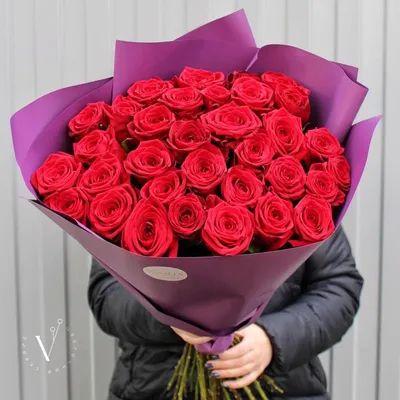 3 красные розы с лентой» – купить в Братске с доставкой - интернет-магазин  Crocus
