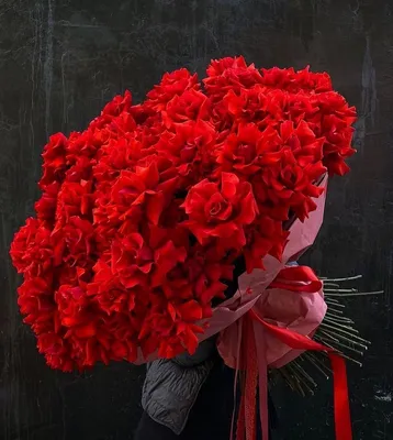 Almaflowers.kz | Букет из 101 розы (Белые и красные) - купить в Алматы по  лучшей цене с доставкой