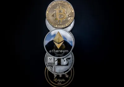 рост Bitcoin криптовалюта бизнес и финансовый фон фото Стоковое Фото -  изображение насчитывающей тайнопись, валюта: 222695414