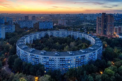 Круглый дом на улице Довженко в Москве капитально отремонтировали | 360°