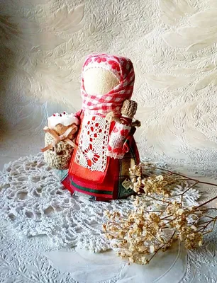 Кукла-мотанка - семейный оберег украинцев