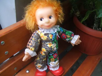 Изображения клоунских кукол в формате WebP
