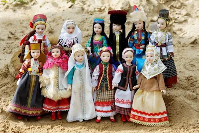 Виртуальная встреча «Куклы в народных костюмах»