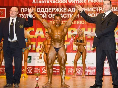 Александр Невский организовал свой чемпионат по бодибилдингу - KP.RU
