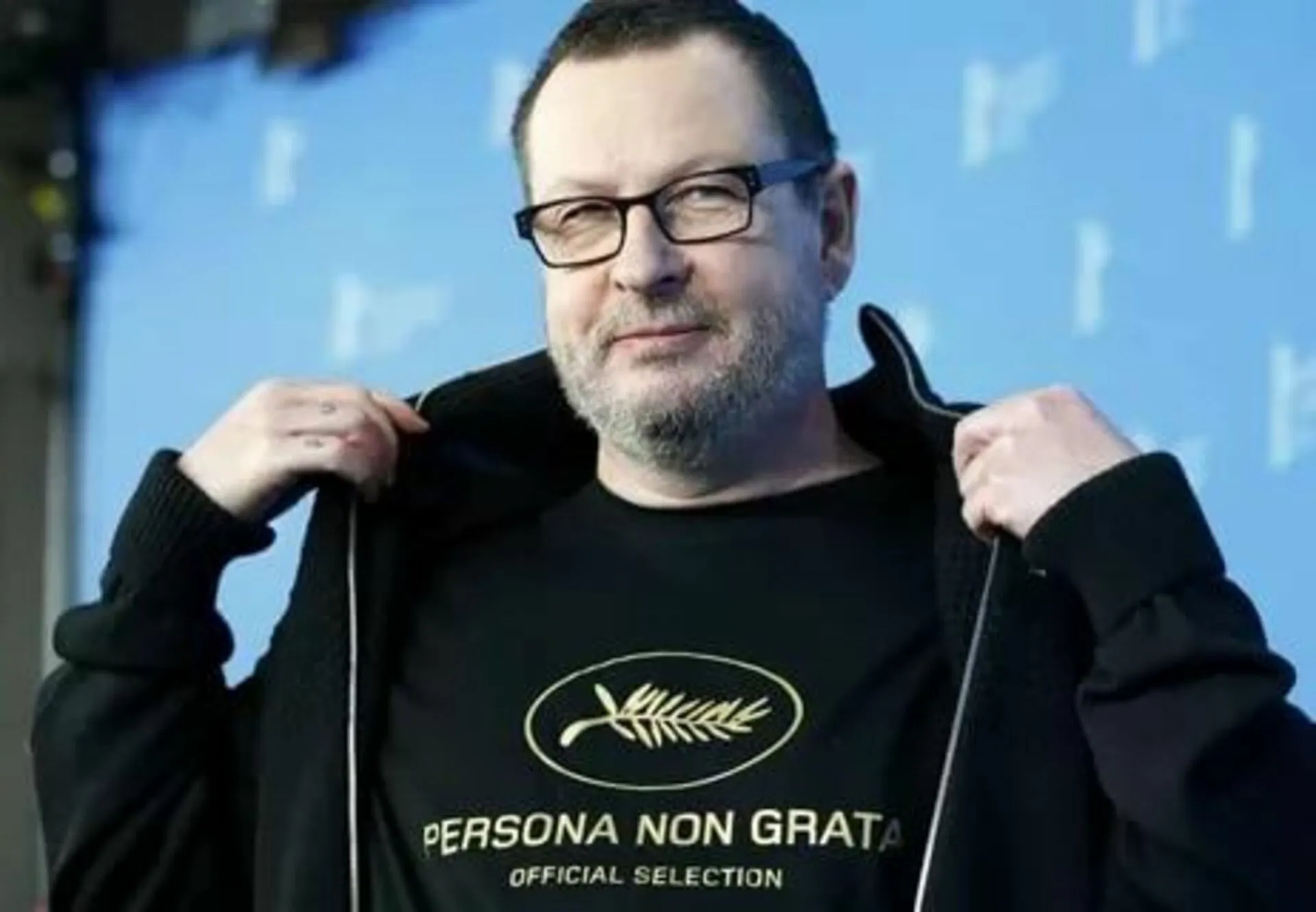 Ларс фон Триер на фото с актёрами Ларс фон Триер на фото с актёрами