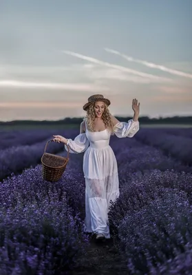 Лаванда | Photography inspiration portrait, Lavender fields photography,  Photography poses women