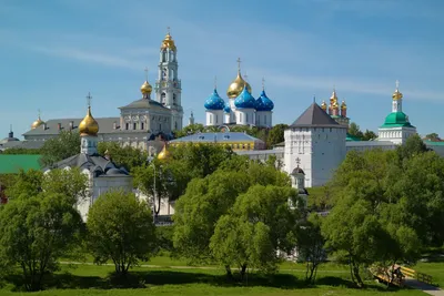 Однодневная экскурсия в Сергиев Посад и Троице–Сергиеву лавру из Москвы на  автобусе – «Незабываемая Москва»