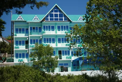 Гостиницы рядом с Пляжем дома отдыха Колос в Лазаревском: низкие цены 2024  на отели с фото и отзывами