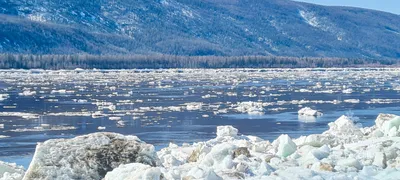 Ледоход на Лене проходит по территории Ленского района - Новости Якутии -  Якутия.Инфо