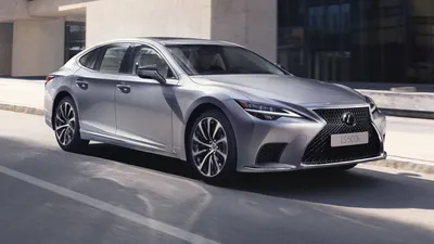 2023 Lexus LS 500 Review: This Flagship Sedan Still Believes in Buttons