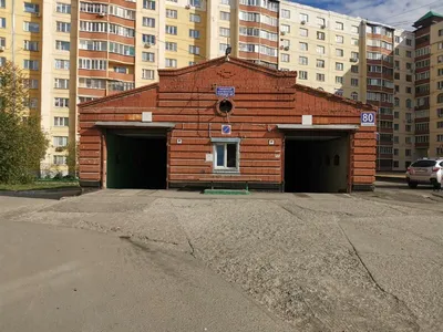 В Новосибирске неизвестные украли качели с детской площадки - KP.RU