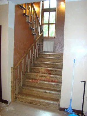 Сборка #лестницы на второй этаж; #Лестница в частном доме... - YouTube