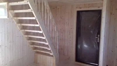 Лестница для деревянного дома