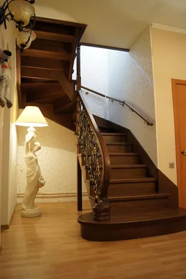 Бетонные лестницы в доме на второй этаж - ОМАН