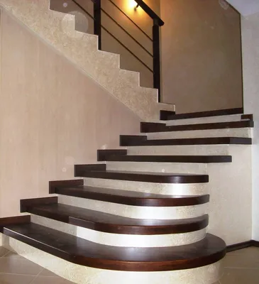 Изображение: Лестница на второй этаж - как сделать ее удобной для использования в условиях ограниченного пространства