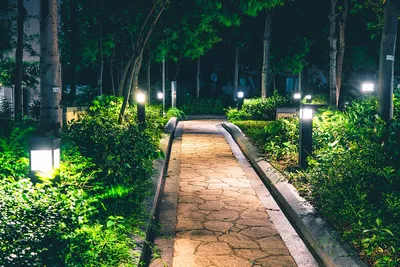 Светильник садово-парковый настенный светодиодный 3Вт уличный IP65  80х68х80мм LED люстра бра на стену для дачи сада парка черная Lucterra  LA074-12 купить за 1 233.00 руб в Санкт-Петербурге