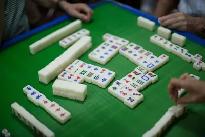 Полный Mahjong Плитки Игры На Зеленом Фоне — стоковые фотографии и другие  картинки Маджонг - Маджонг, Азартные игры, Спорт - iStock