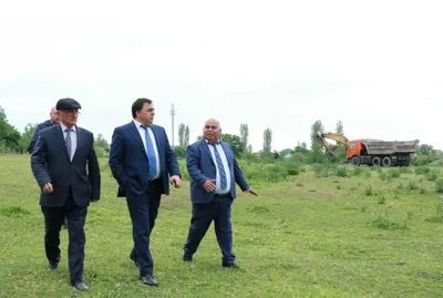 Министр строительства РД посетил образовательные учреждения  Магарамкентского района | Информационный портал РИА \"Дагестан\"