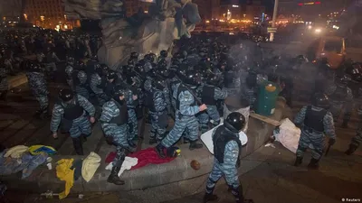 Майдан Свободи – Український інститут